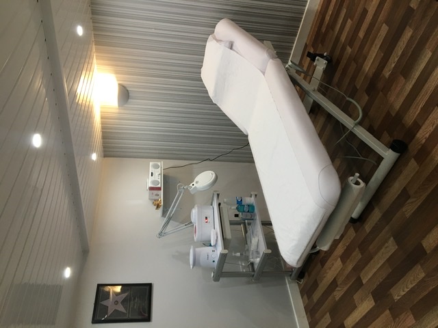 8A2A06F6 6708 485A 9921 69DB3A8E4E19